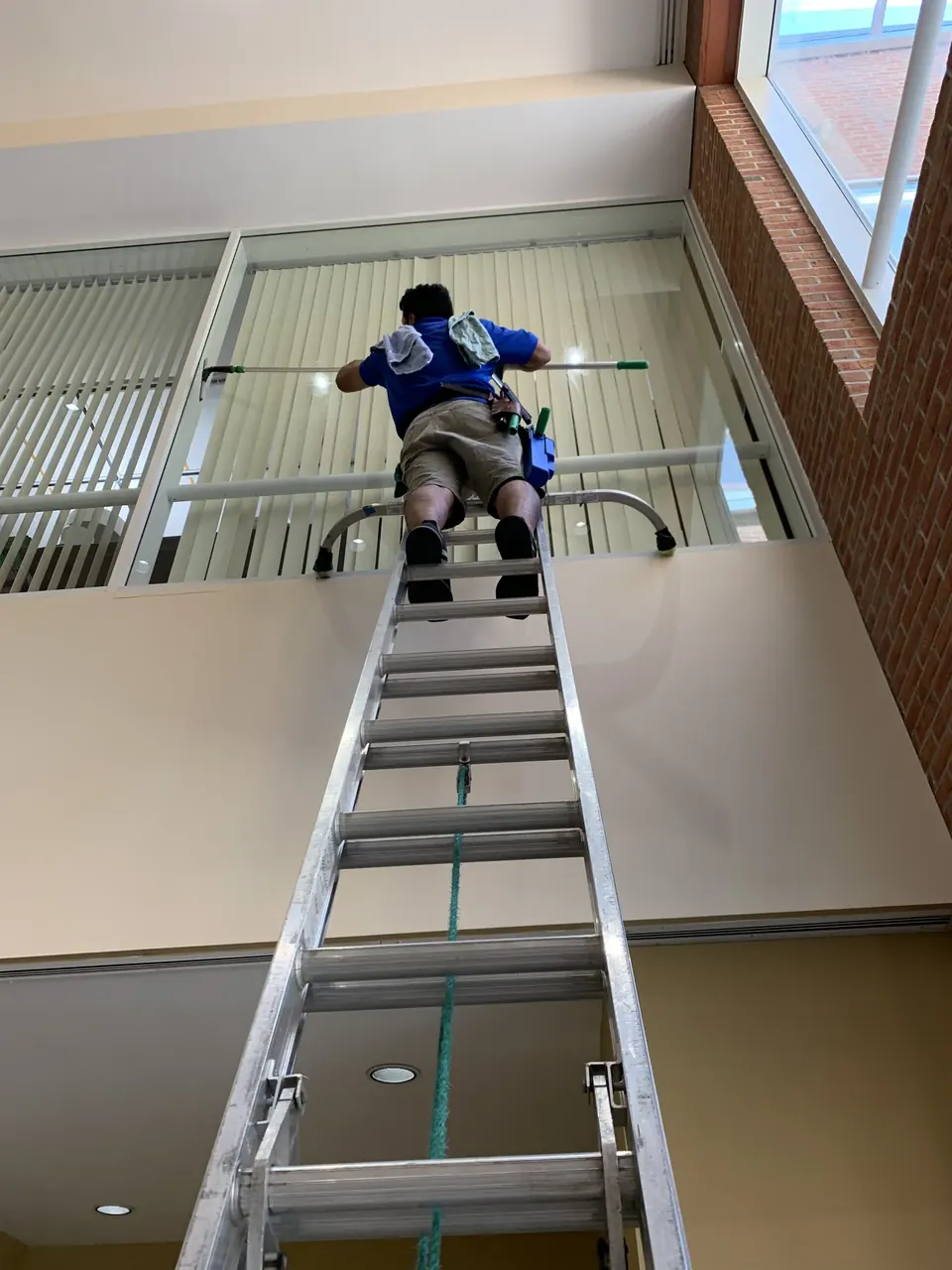 Interior commercial window cleaning in north Charlotte